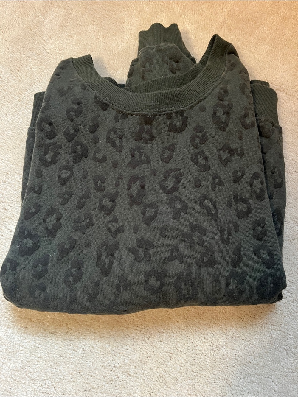 Women’s Cheetah Print Crewneck